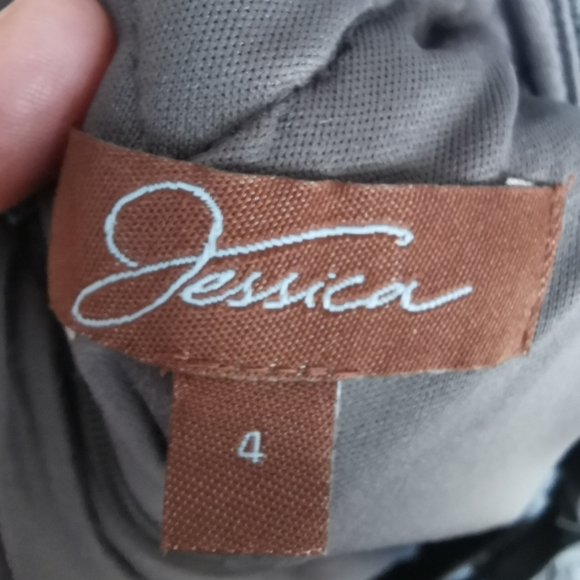 Dress - Picture 4 of 4